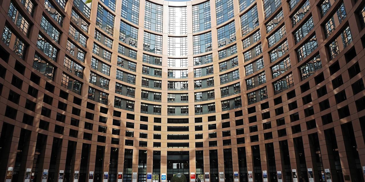 european-parliament-1265254_1280